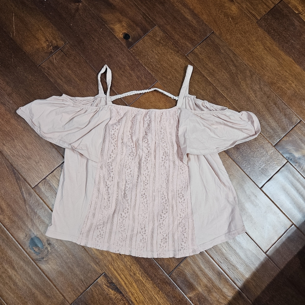 Doe and Rae off the shoulder pink blouse